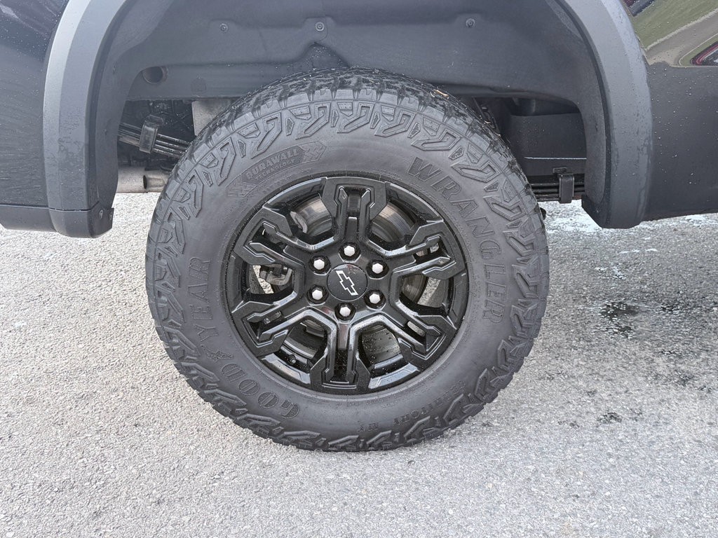 Used 2024 Chevrolet Silverado 1500 ZR2 AWD/4WD image 36