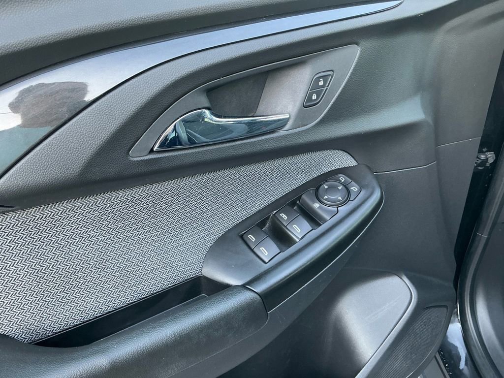 Used 2022 Chevrolet TrailBlazer LS FWD image 16