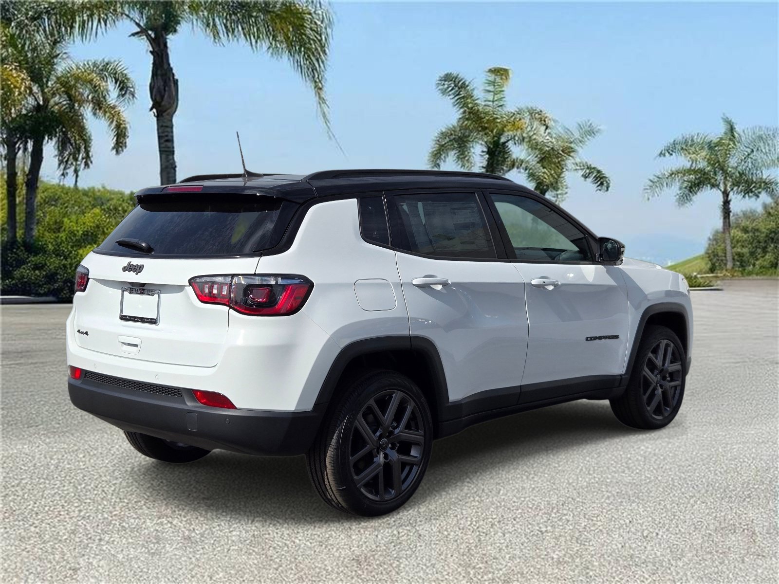 New 2026 Jeep Compass Limited w/ Sun, Sound & Navigation Group AWD/4WD image 4