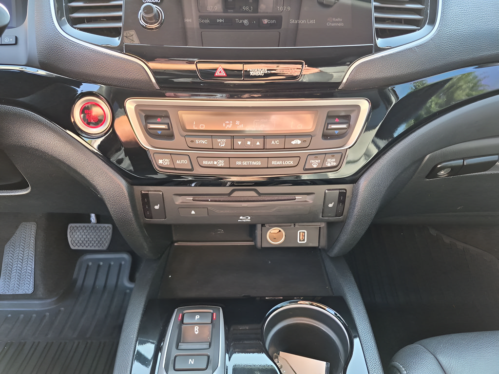 Used 2022 Honda Pilot Touring image 27