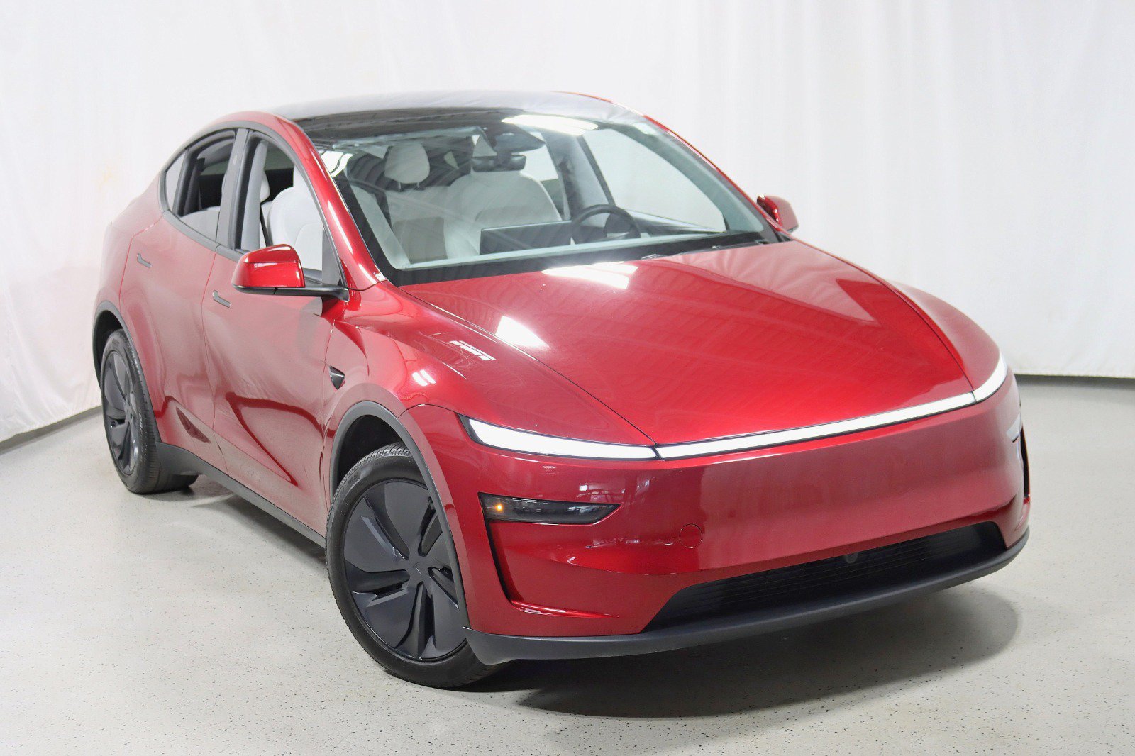 Used 2026 Tesla Model Y AWD image 6