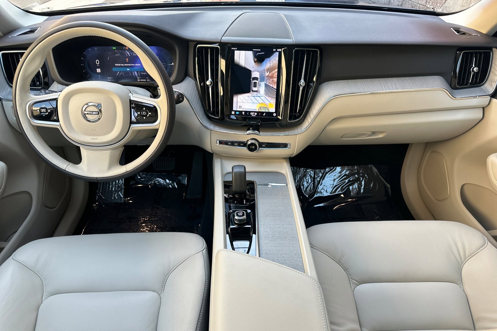 Certified 2025 Volvo XC60 T8 Plus w/ Protection Package Premier image 14