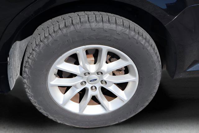 Used 2018 Ford Flex SE image 10