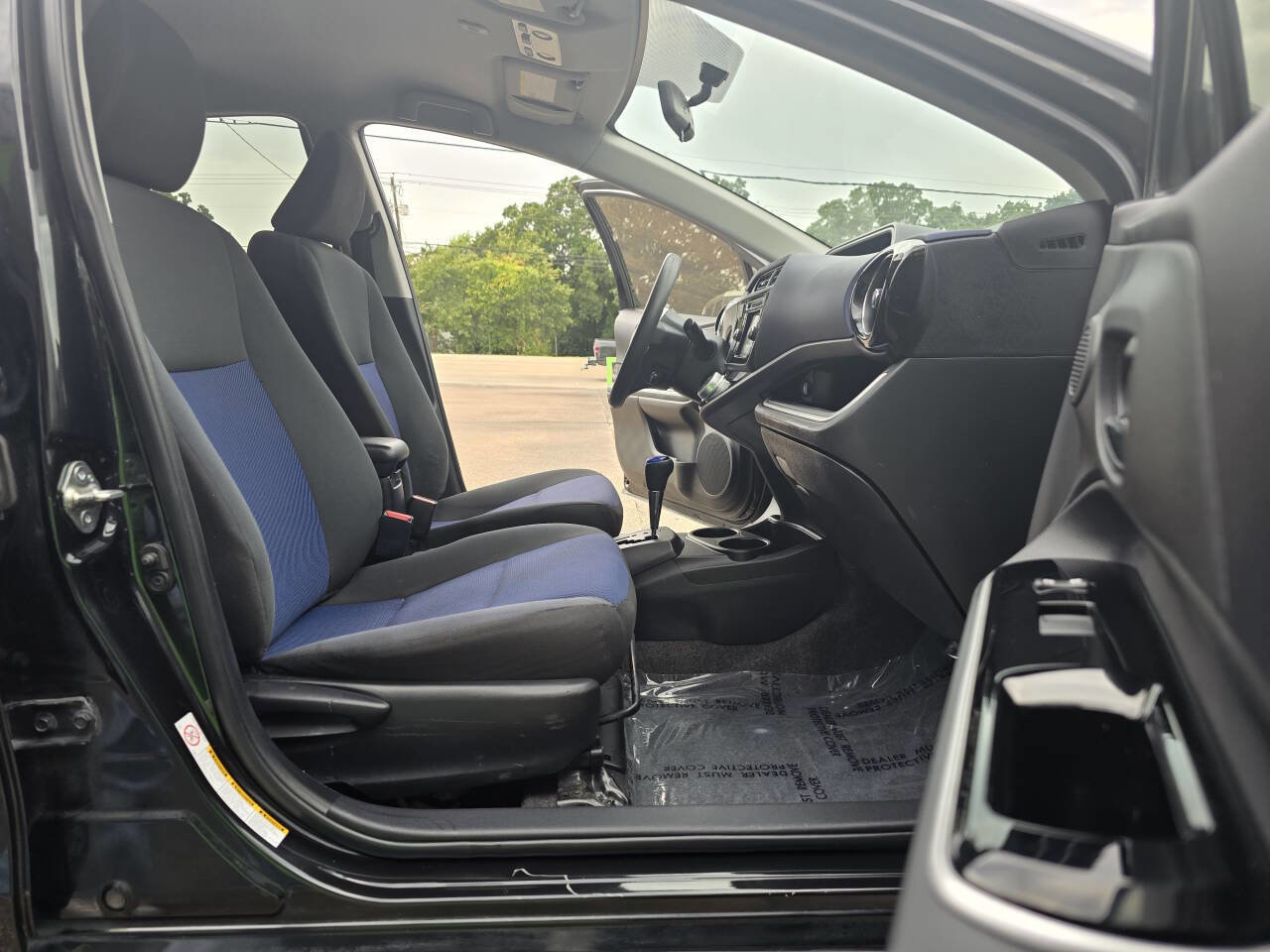 Used 2016 Toyota Prius C Two image 20