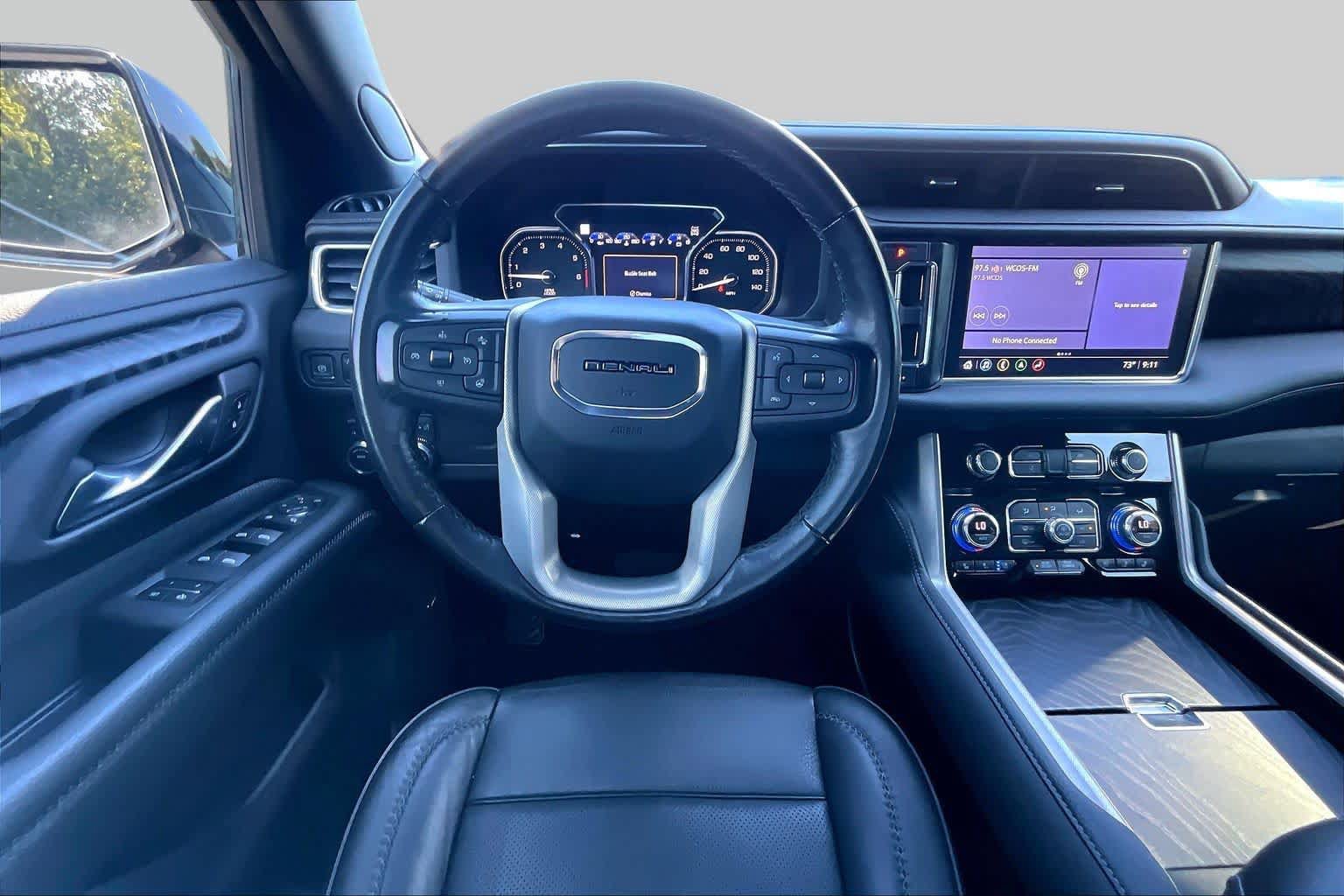Used 2021 GMC Yukon Denali AWD/4WD image 5