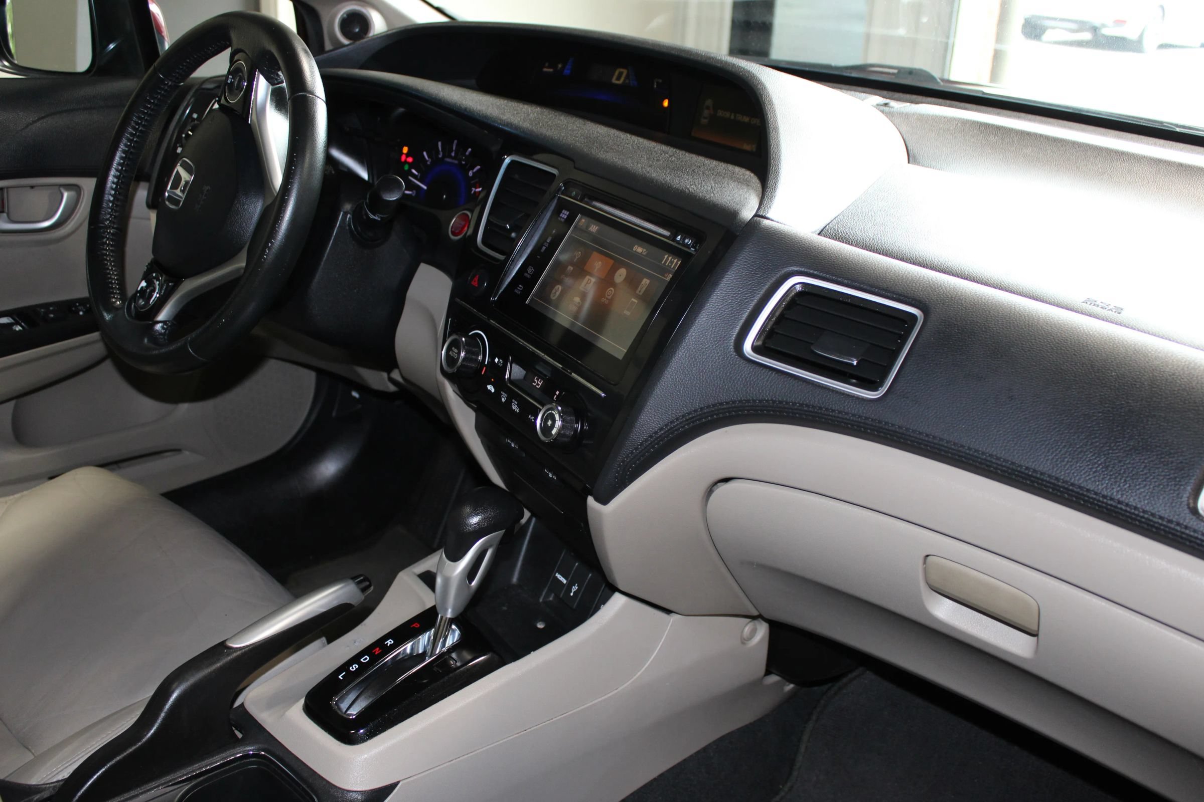 Used 2014 Honda Civic EX-L image 32