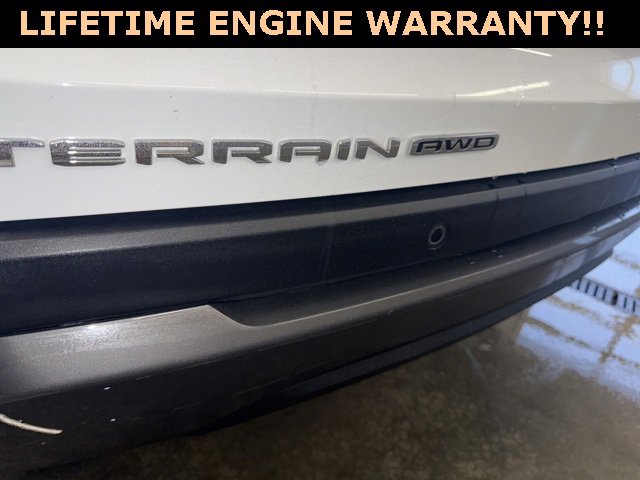 Used 2025 GMC Terrain Elevation image 13