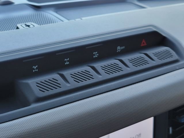 Used 2024 Ford Bronco Wildtrak image 36