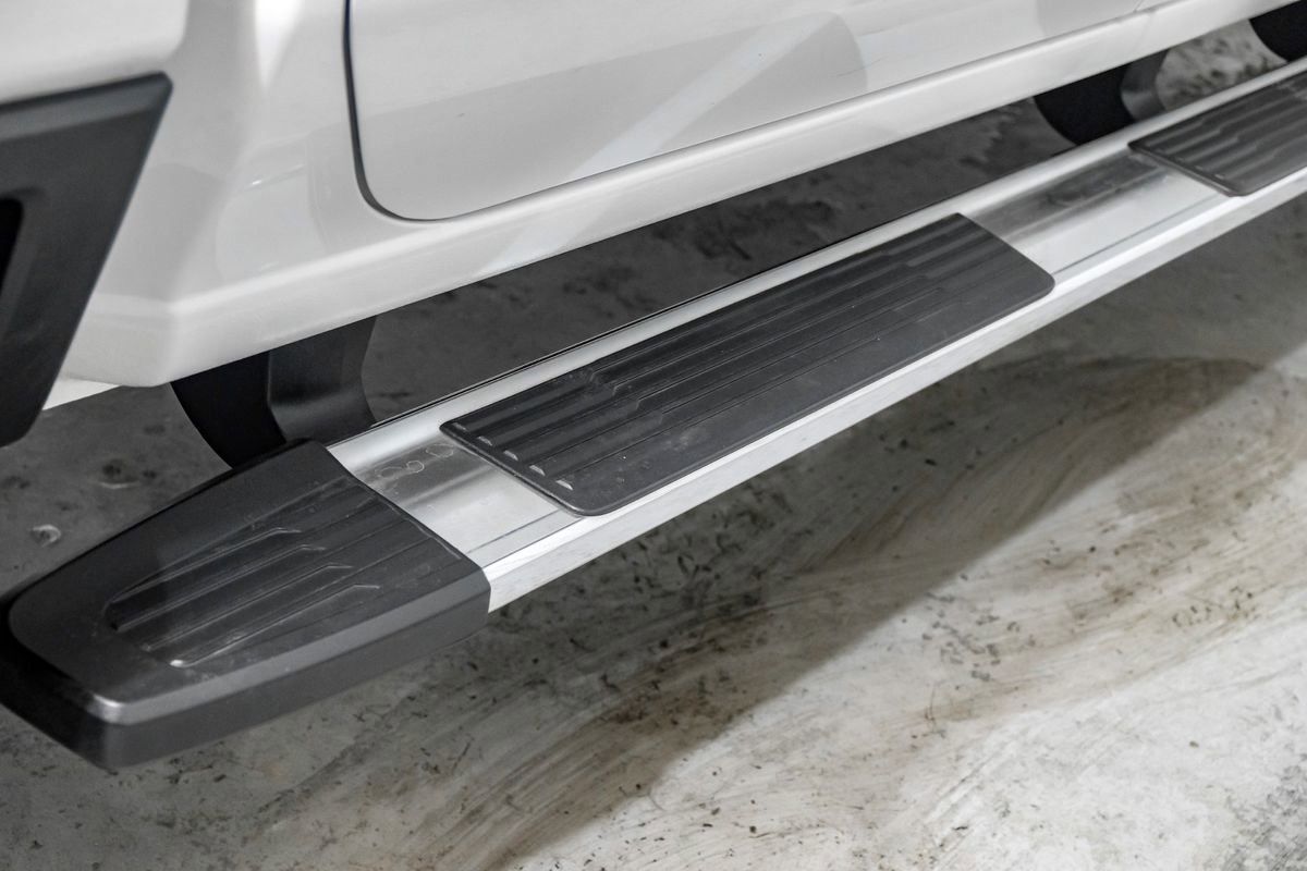 Used 2022 Chevrolet Silverado 3500 High Country image 56