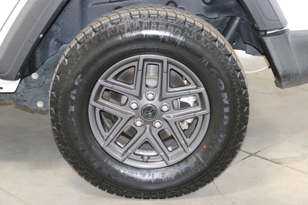Used 2024 Jeep Wrangler Sport S image 18