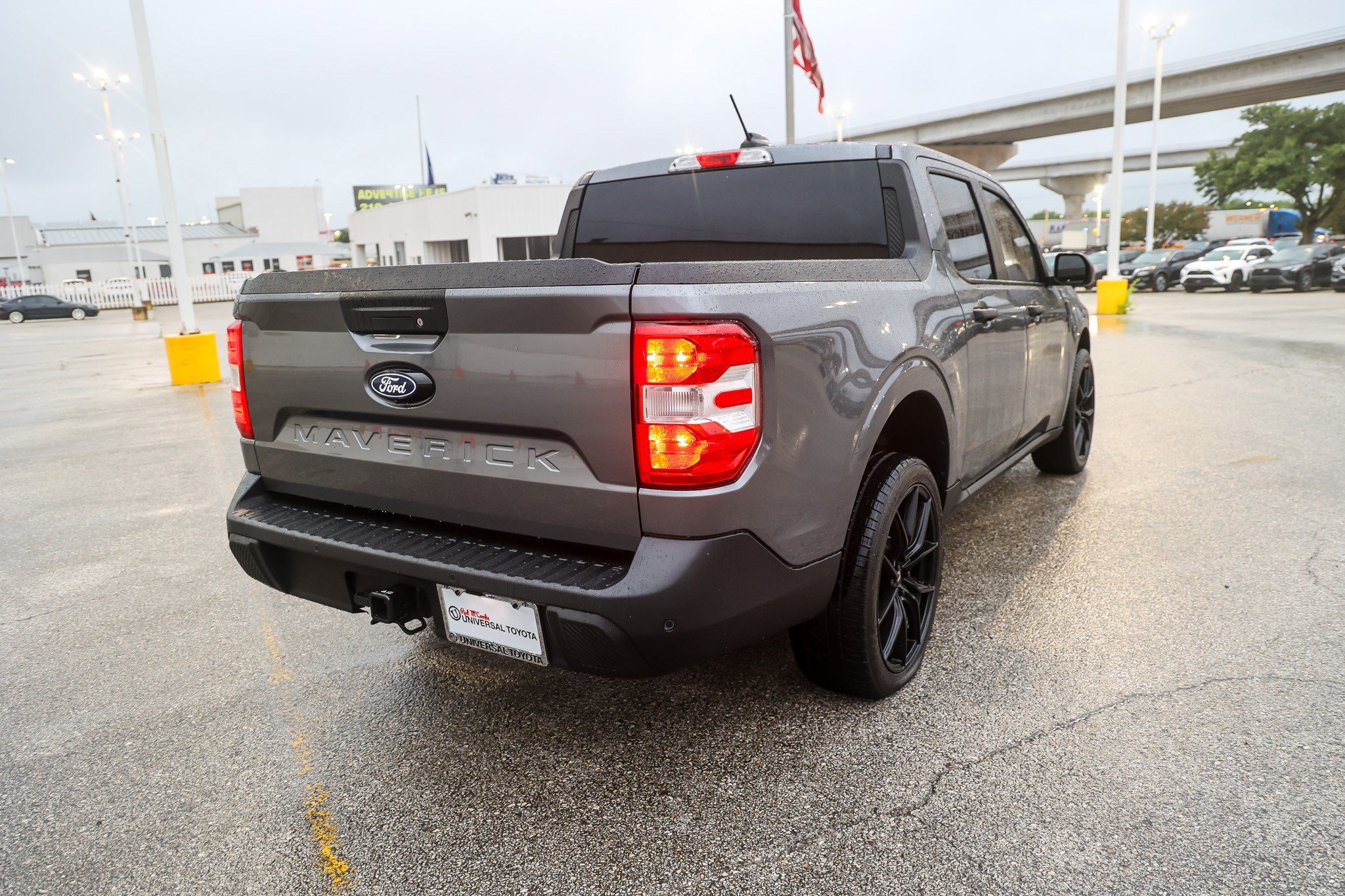 Used 2025 Ford Maverick XLT FWD image 7