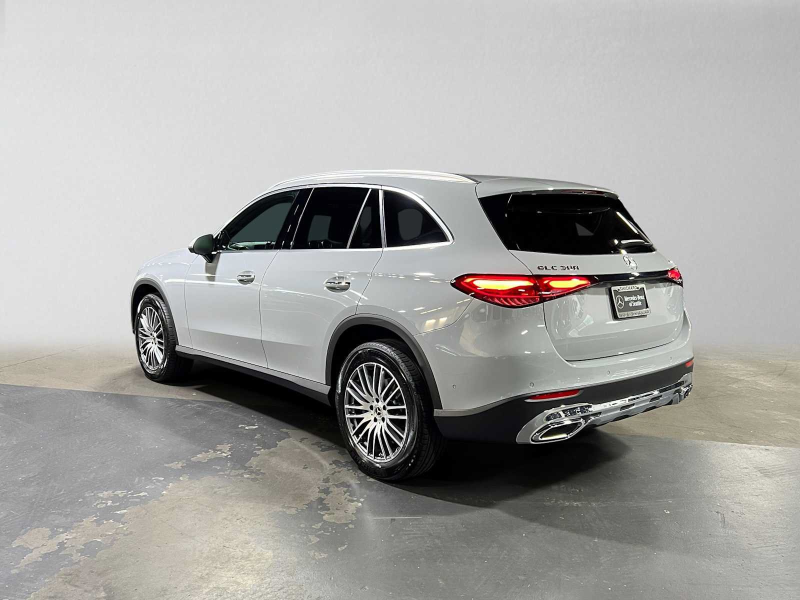Certified 2026 Mercedes-Benz GLC 300 4MATIC image 5
