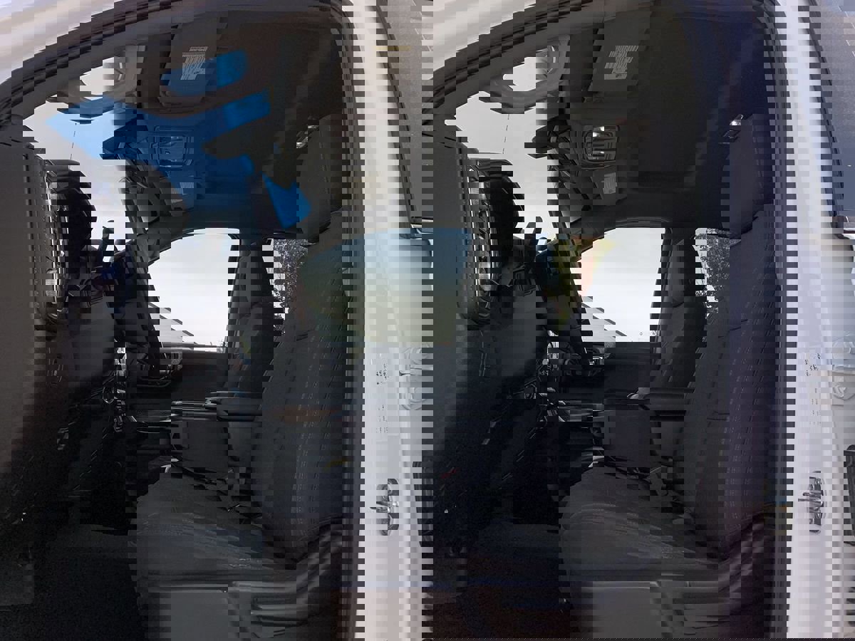 Used 2020 GMC Sierra 1500 Elevation image 26