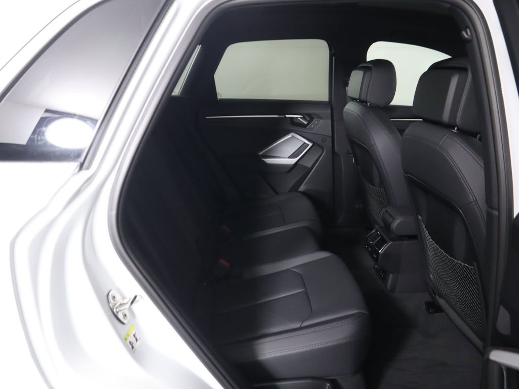 Certified 2025 Audi Q3 2.0T Premium w/ Convenience Package image 22
