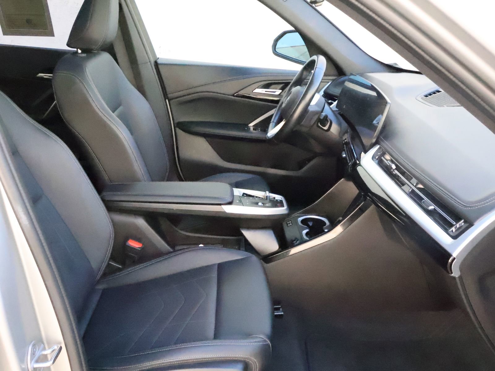 Used 2024 BMW X1 xDrive28i image 44