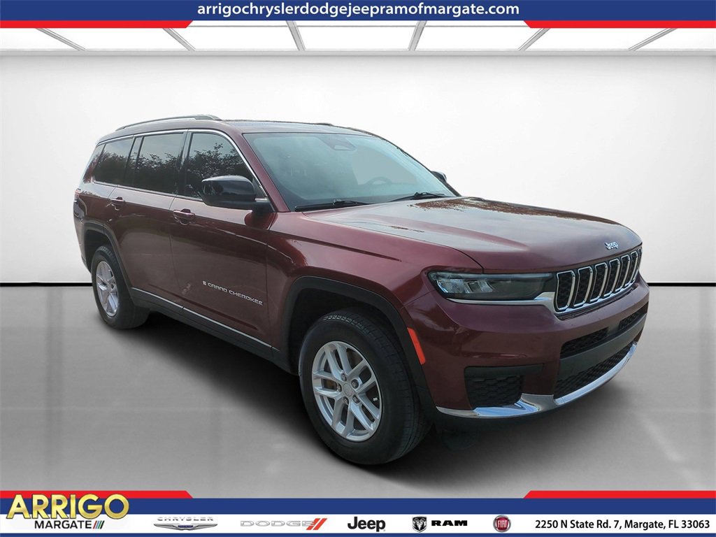 Certified 2023 Jeep Grand Cherokee L Laredo image 1