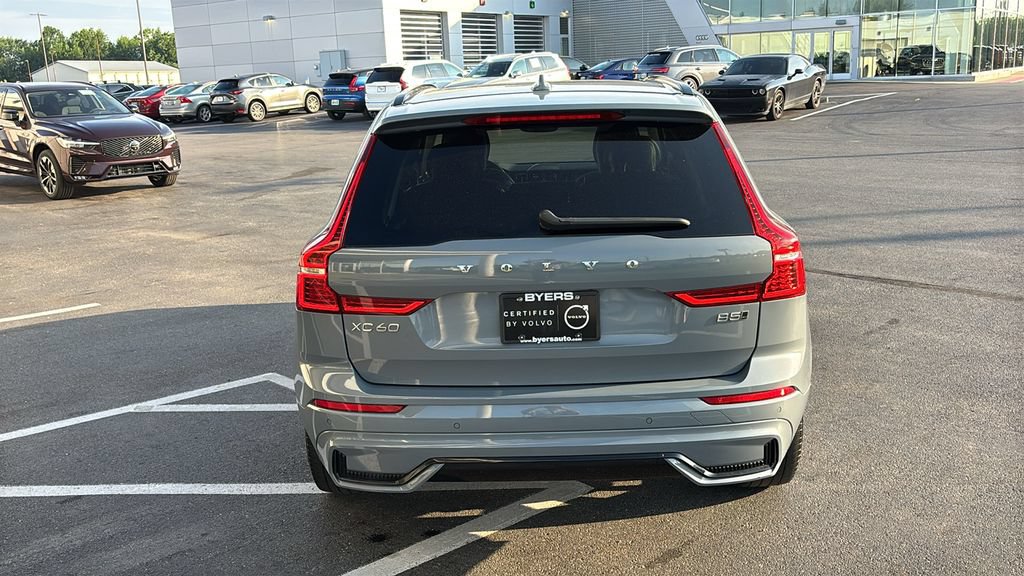 Used 2024 Volvo XC60 B5 Core w/ Climate Package AWD/4WD image 29