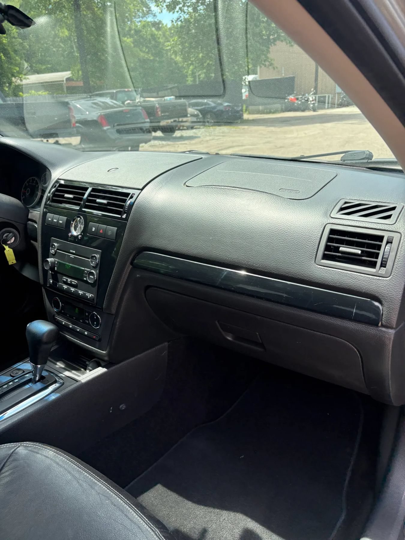 Used 2009 Ford Fusion SEL FWD image 13