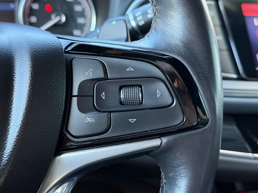 Used 2024 Buick Enclave Essence w/ Sport Touring Edition AWD/4WD image 19
