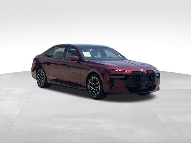 Certified 2026 BMW 740i xDrive AWD/4WD image 11