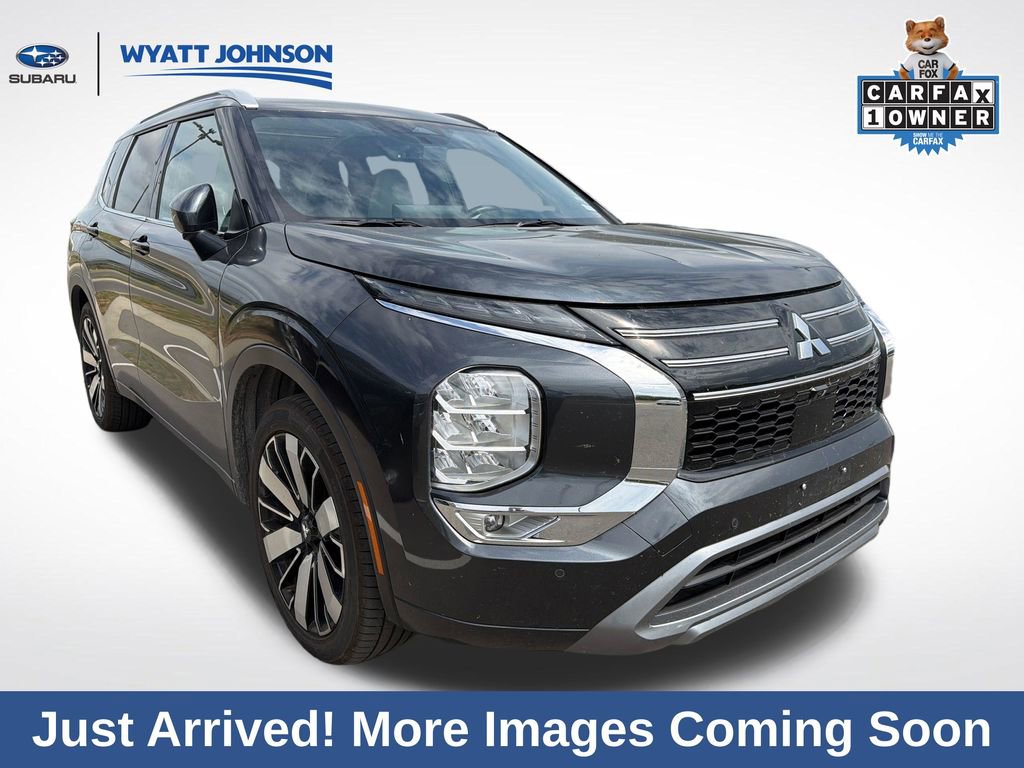 Used 2025 Mitsubishi Outlander SEL image 7