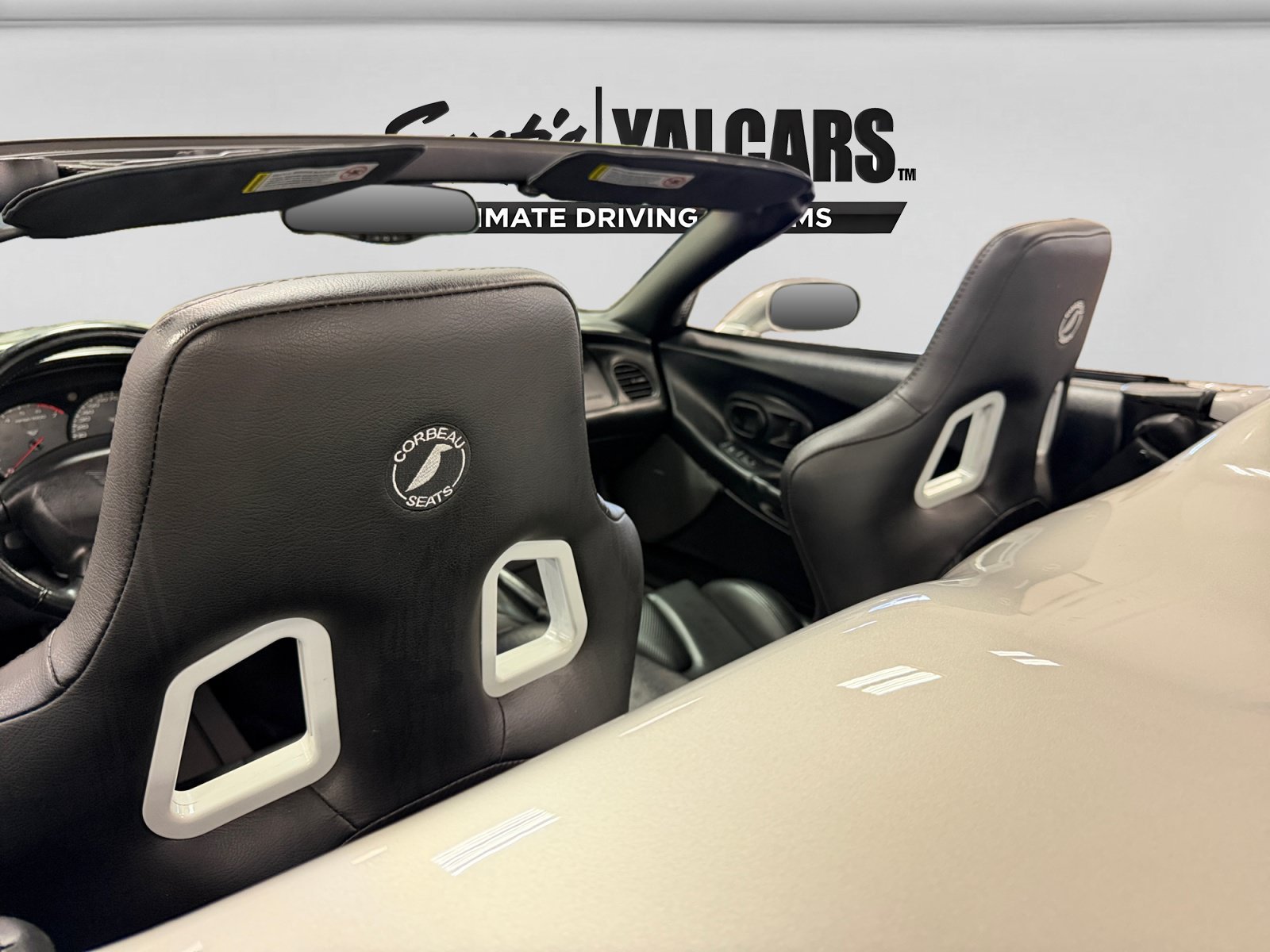 Used 2004 Chevrolet Corvette Convertible w/ Preferred Equipment Group RWD image 12