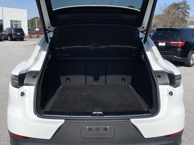 Used 2021 Porsche Cayenne Coupe w/ Premium Package image 34