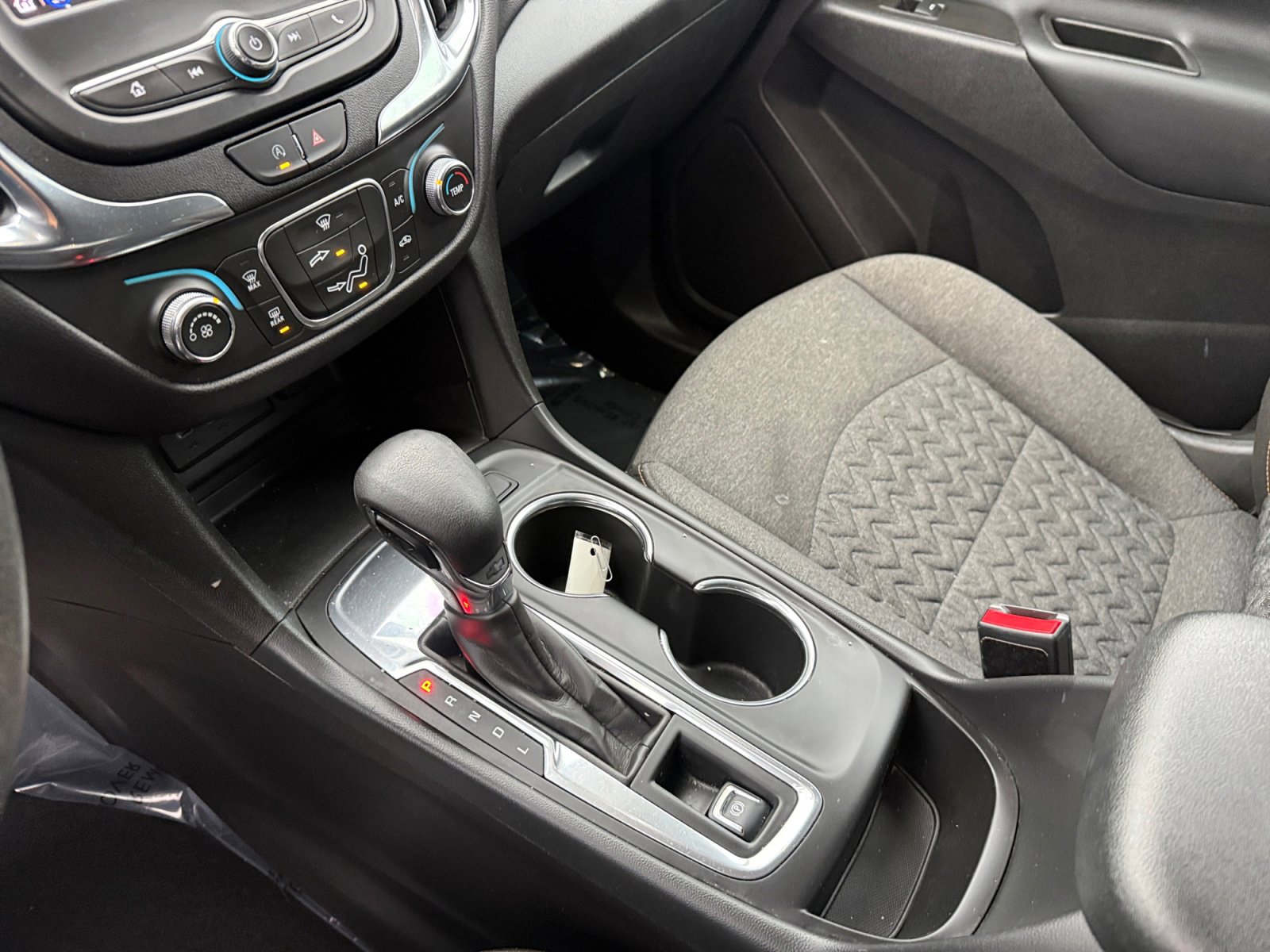 Used 2024 Chevrolet Equinox LT image 13