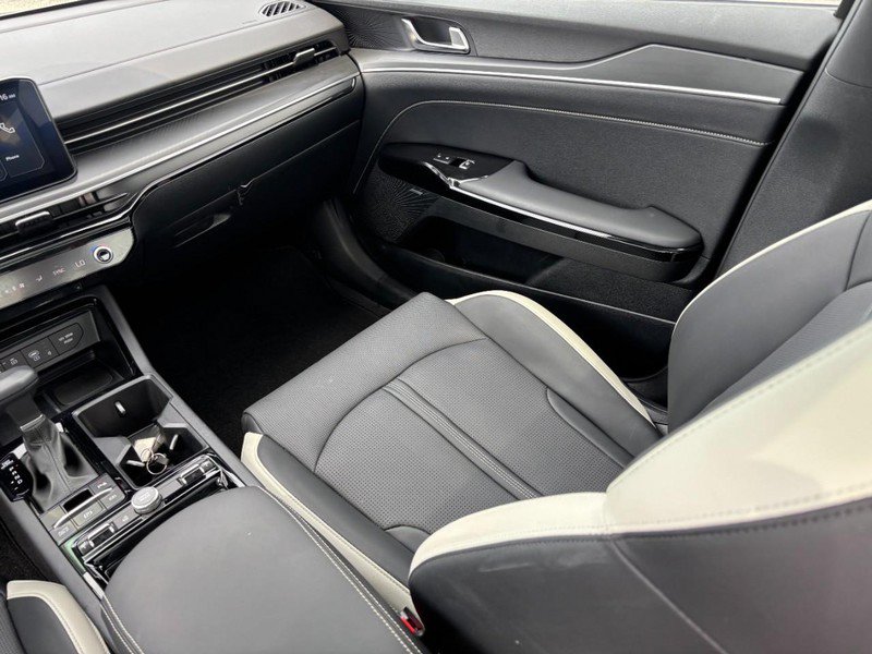 Used 2025 Kia K5 GT-Line w/ GT-Line Premium Package AWD/4WD image 16
