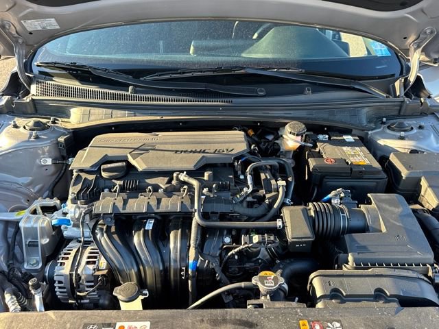 New 2026 Hyundai Elantra Sport FWD image 21