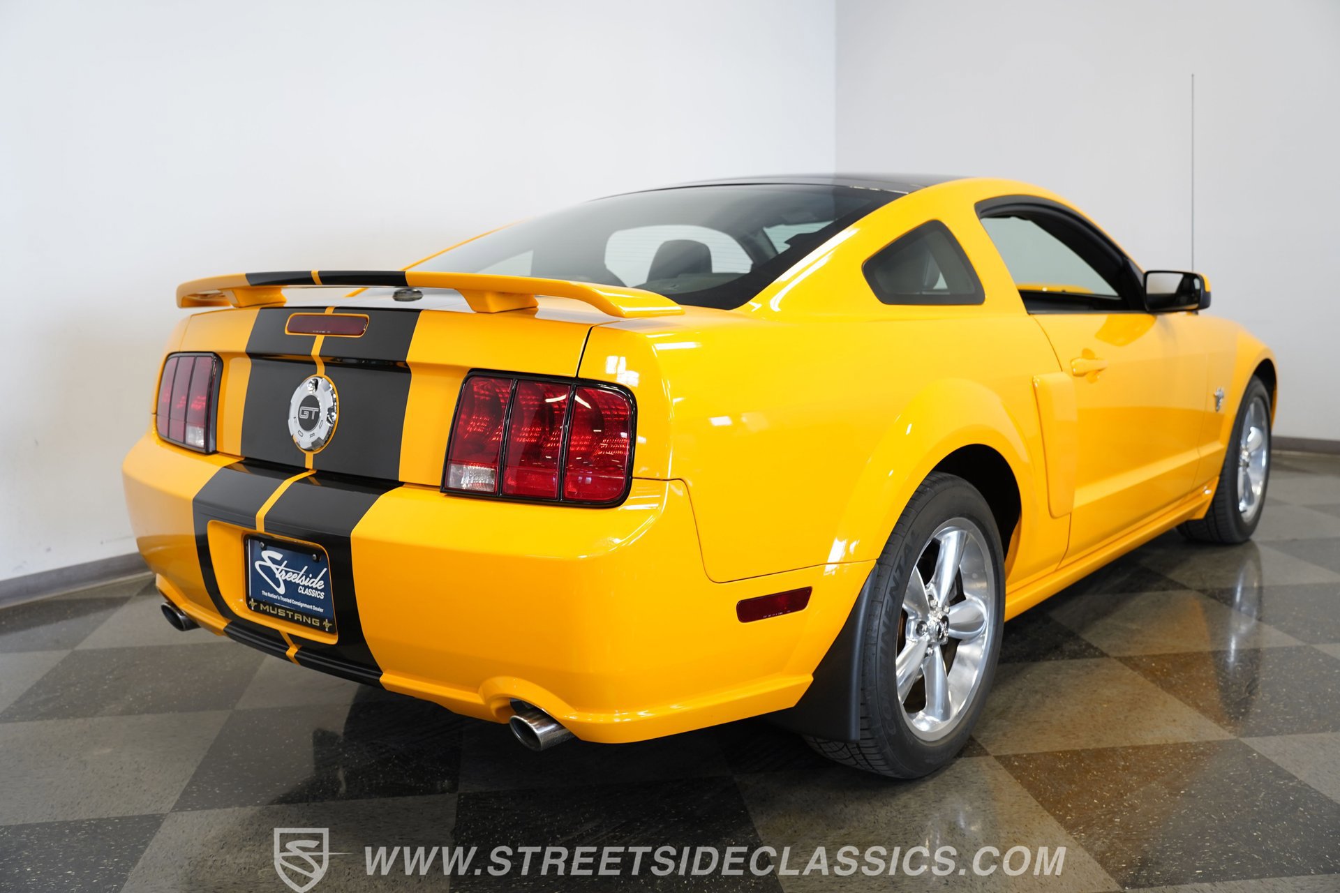 Used 2009 Ford Mustang GT Premium image 11