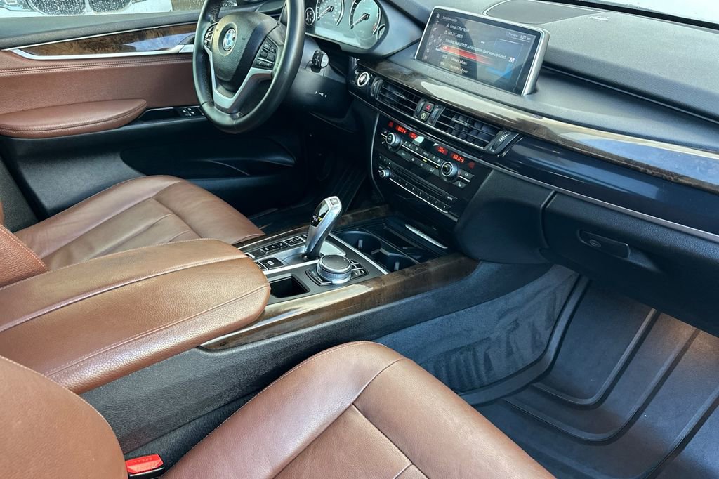 Used 2017 BMW X5 xDrive40e image 17