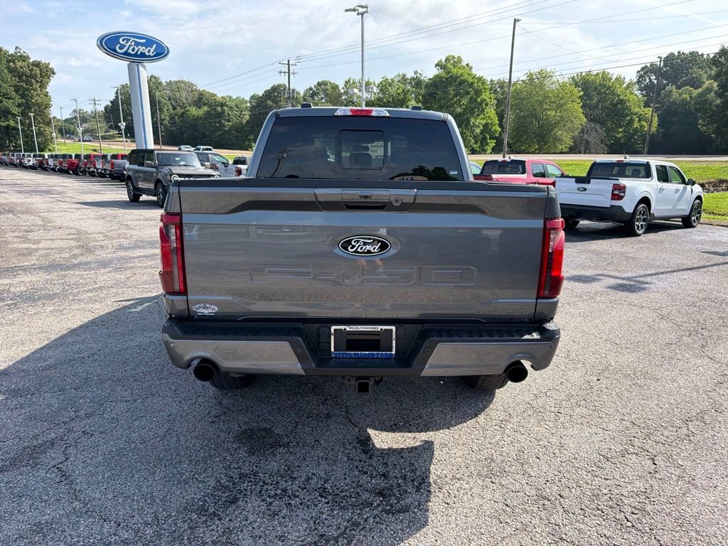 New 2026 Ford F150 XLT w/ Equipment Group 302A MID AWD/4WD image 4