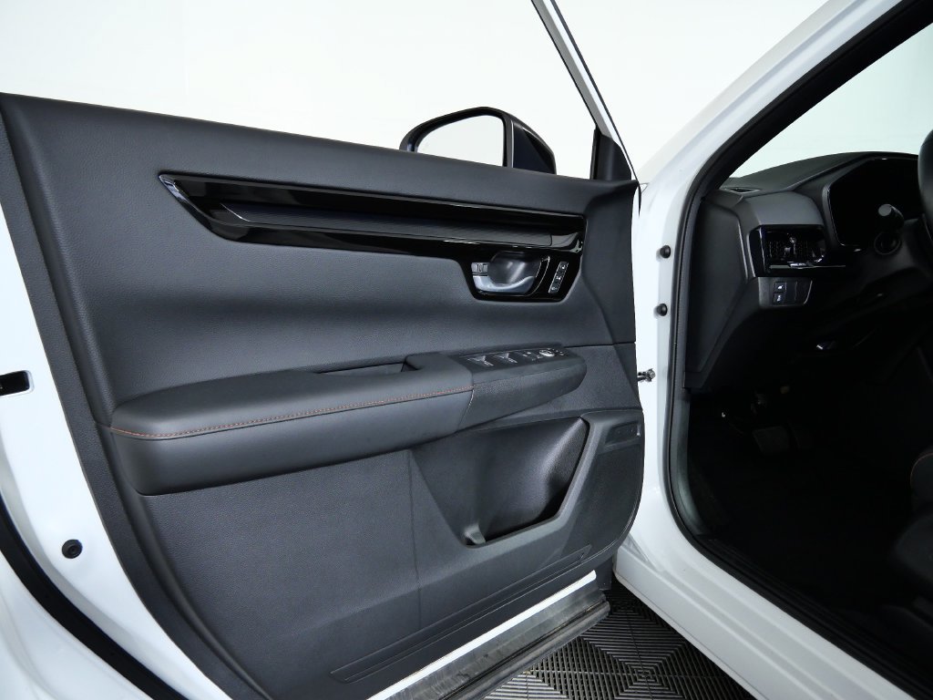 Used 2023 Honda CR-V Sport Touring image 16