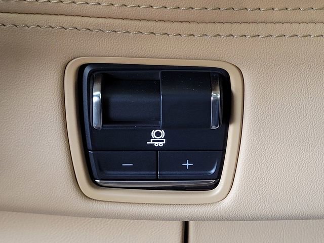 New 2025 Cadillac Escalade IQ Sport 2 w/ LPO, ONYX Package image 13