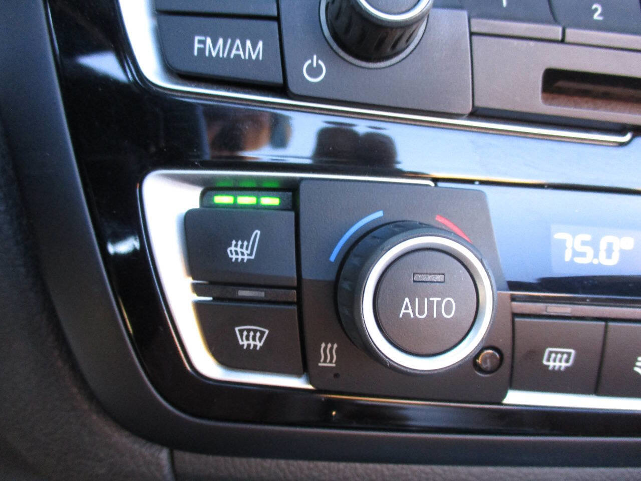 Used 2017 BMW 430i Convertible image 25