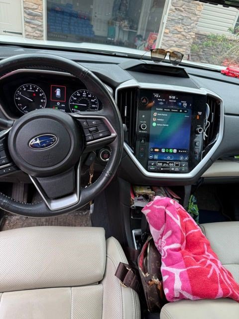 Used 2023 Subaru Ascent Limited w/ Technology Package AWD/4WD image 4