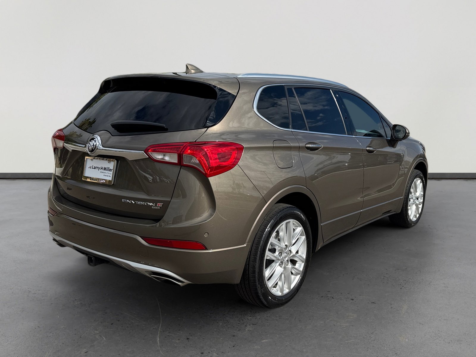Used 2019 Buick Envision Premium w/ Driver Confidence Package image 5