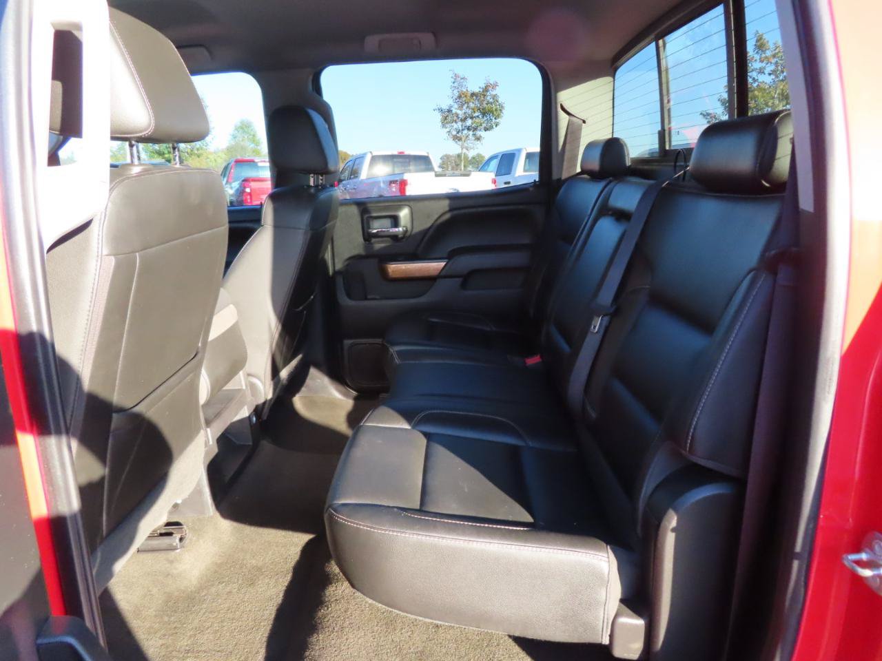 Used 2017 Chevrolet Silverado 2500 LTZ w/ Duramax Plus Package AWD/4WD image 40