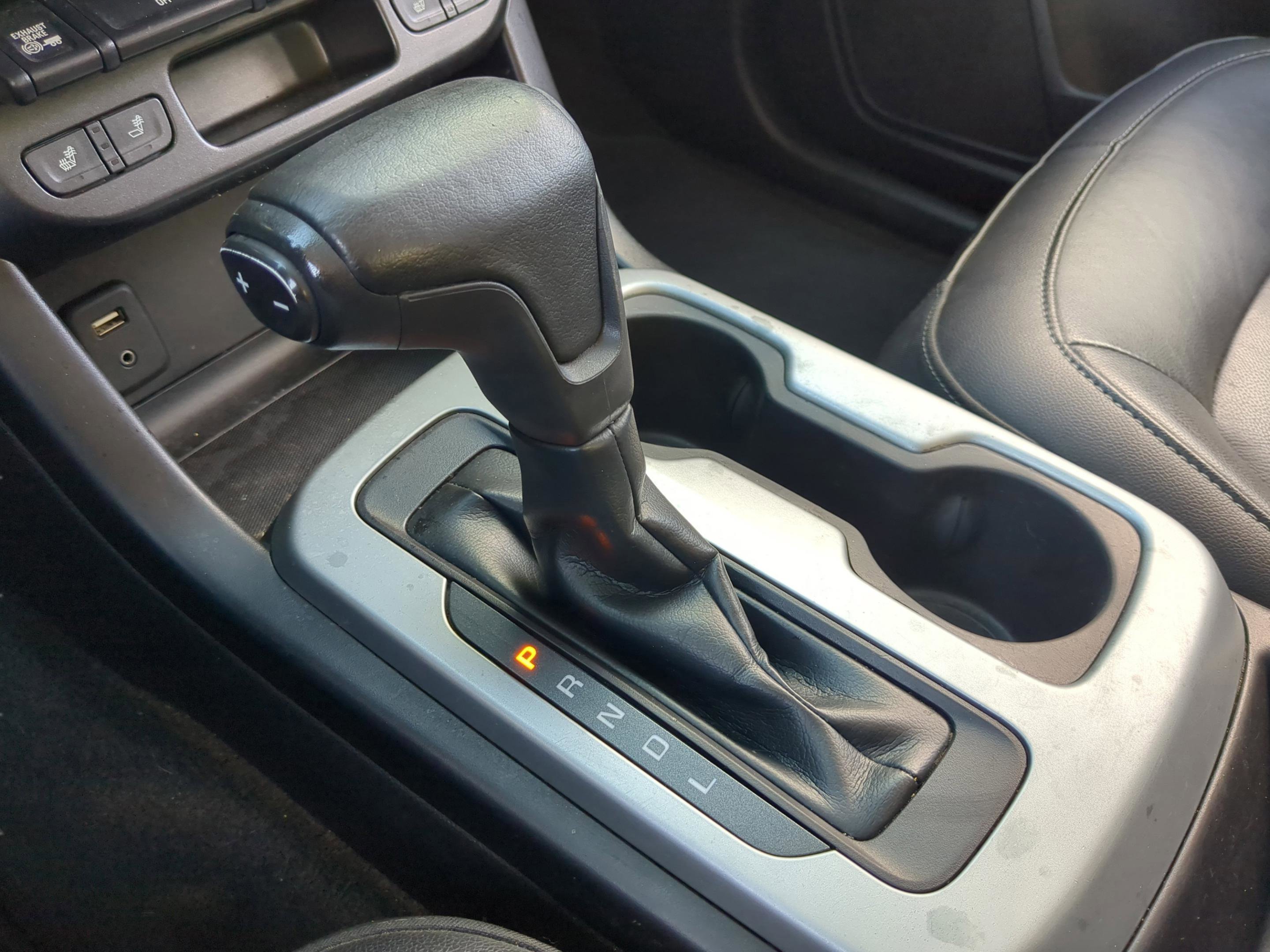 Used 2018 Chevrolet Colorado LT w/ Luxury Package, Chrome RWD image 12