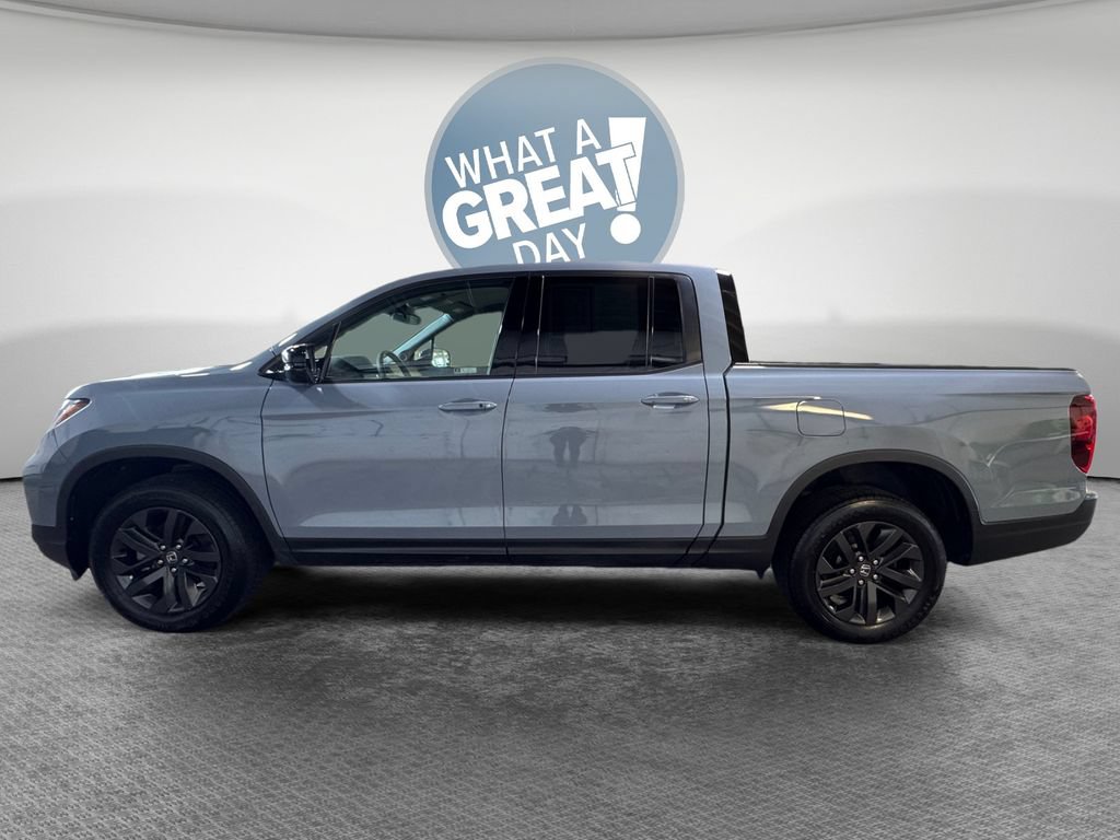 Used 2023 Honda Ridgeline Sport image 7