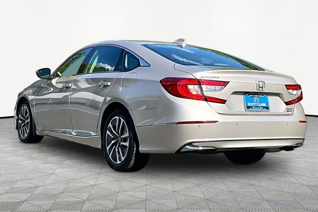 Used 2018 Honda Accord Touring image 5