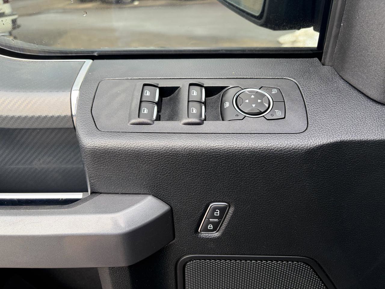 Used 2018 Ford F150 XLT w/ Equipment Group 302A Luxury image 25