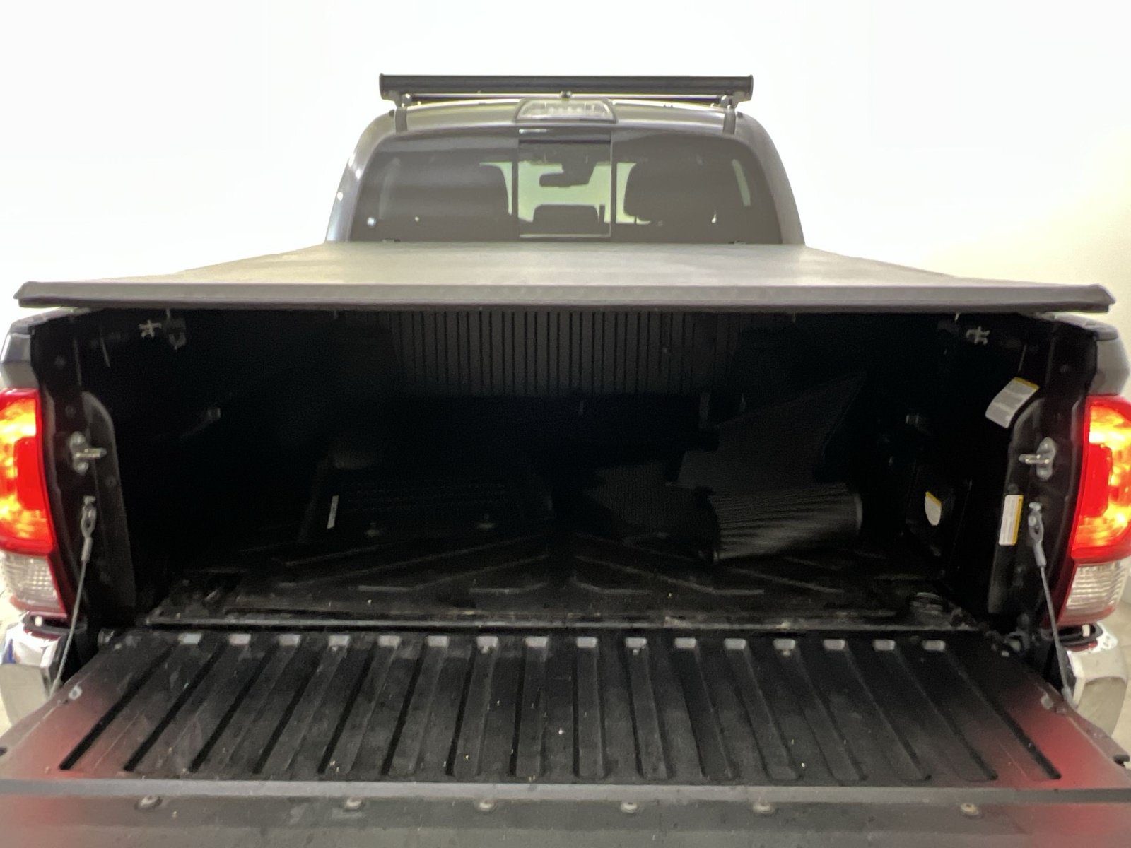Used 2019 Toyota Tacoma TRD Off-Road AWD/4WD image 24