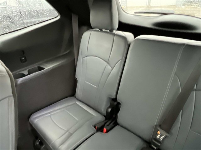 Used 2024 Buick Enclave Premium image 20