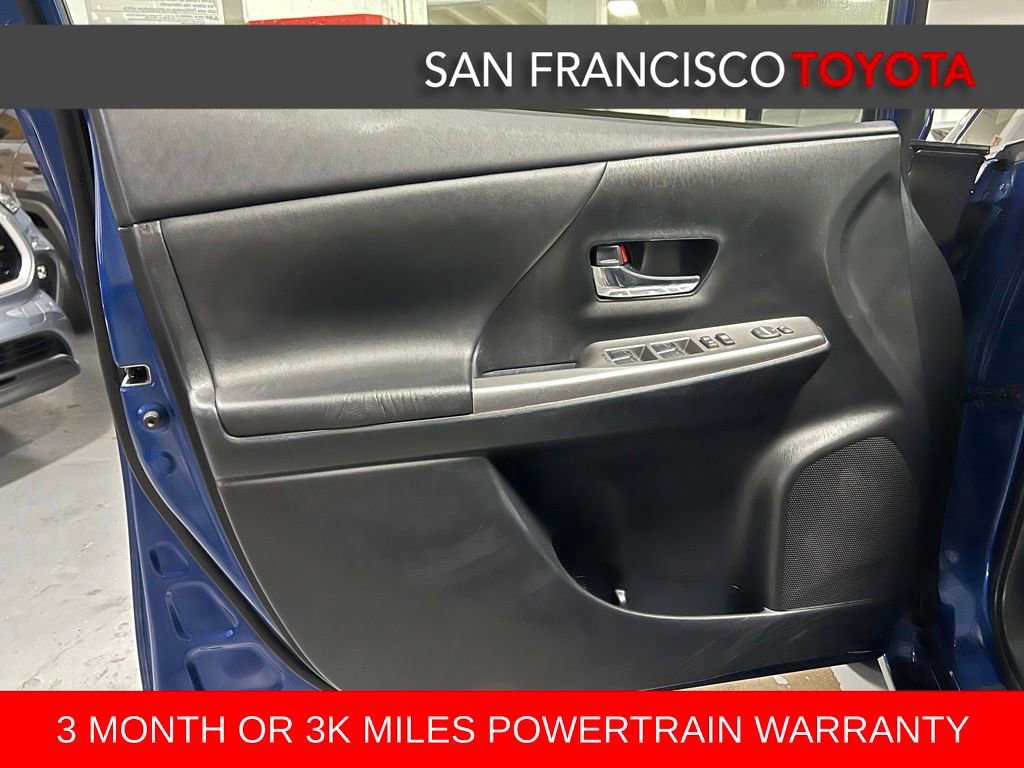 Used 2015 Toyota Prius V Four FWD image 35