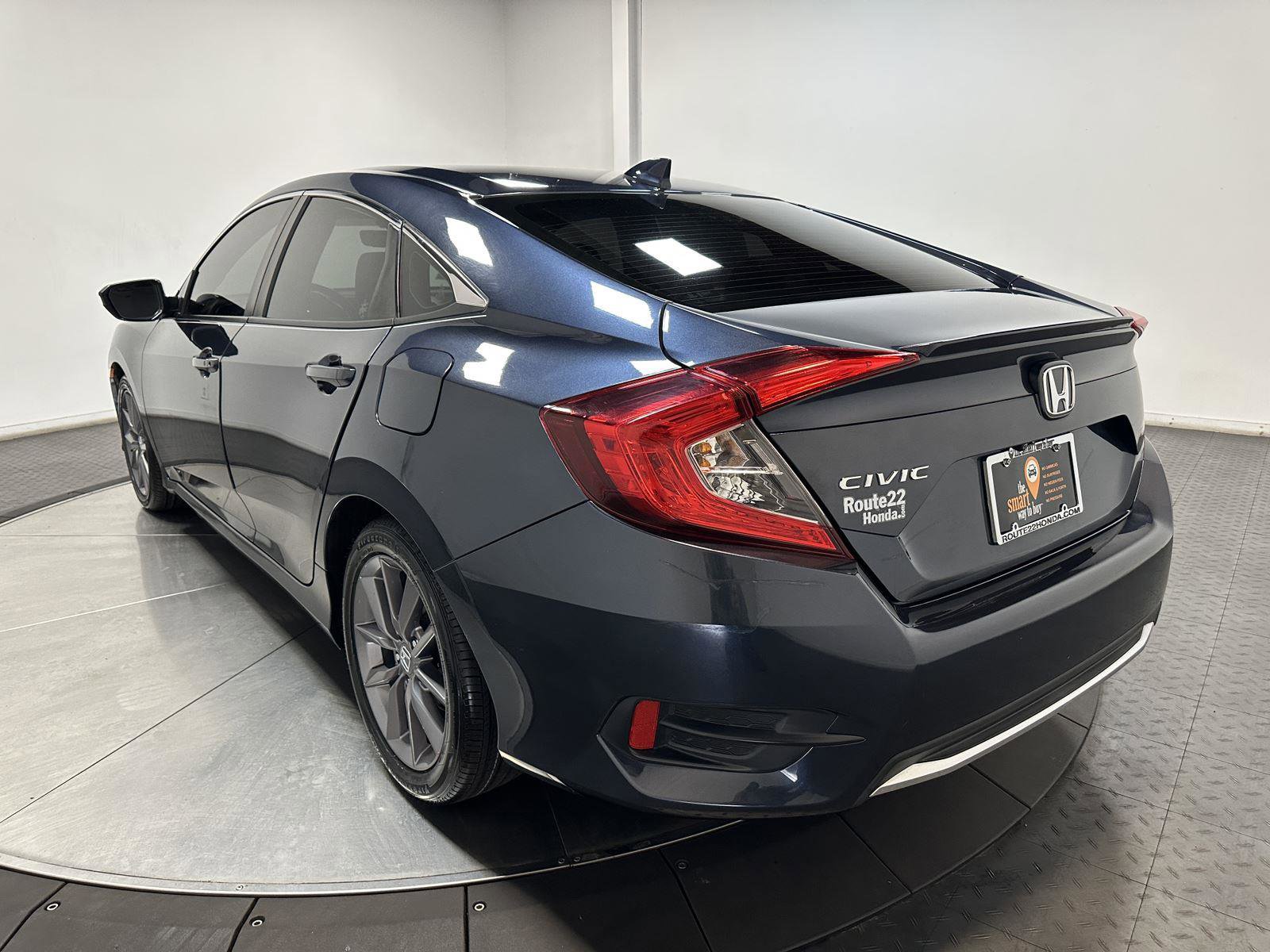 Used 2019 Honda Civic EX-L image 9