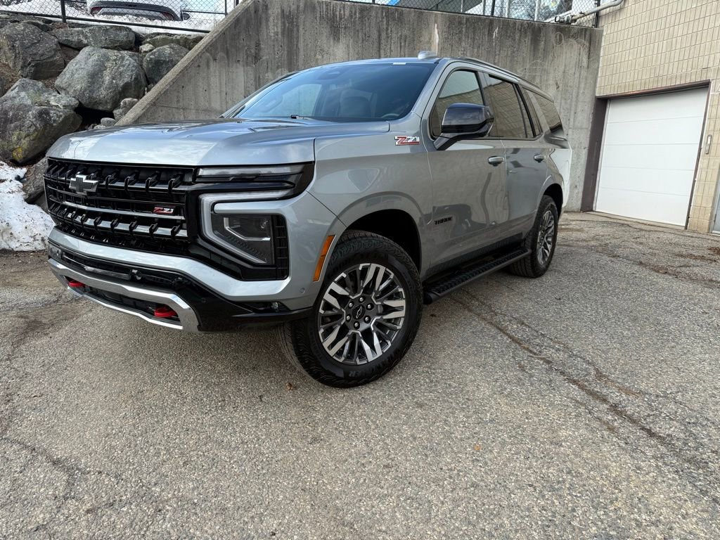 Used 2025 Chevrolet Tahoe Z71 image 1