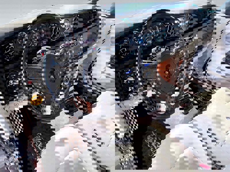 Used 2012 Rolls-Royce Phantom Drophead Coupe image 37