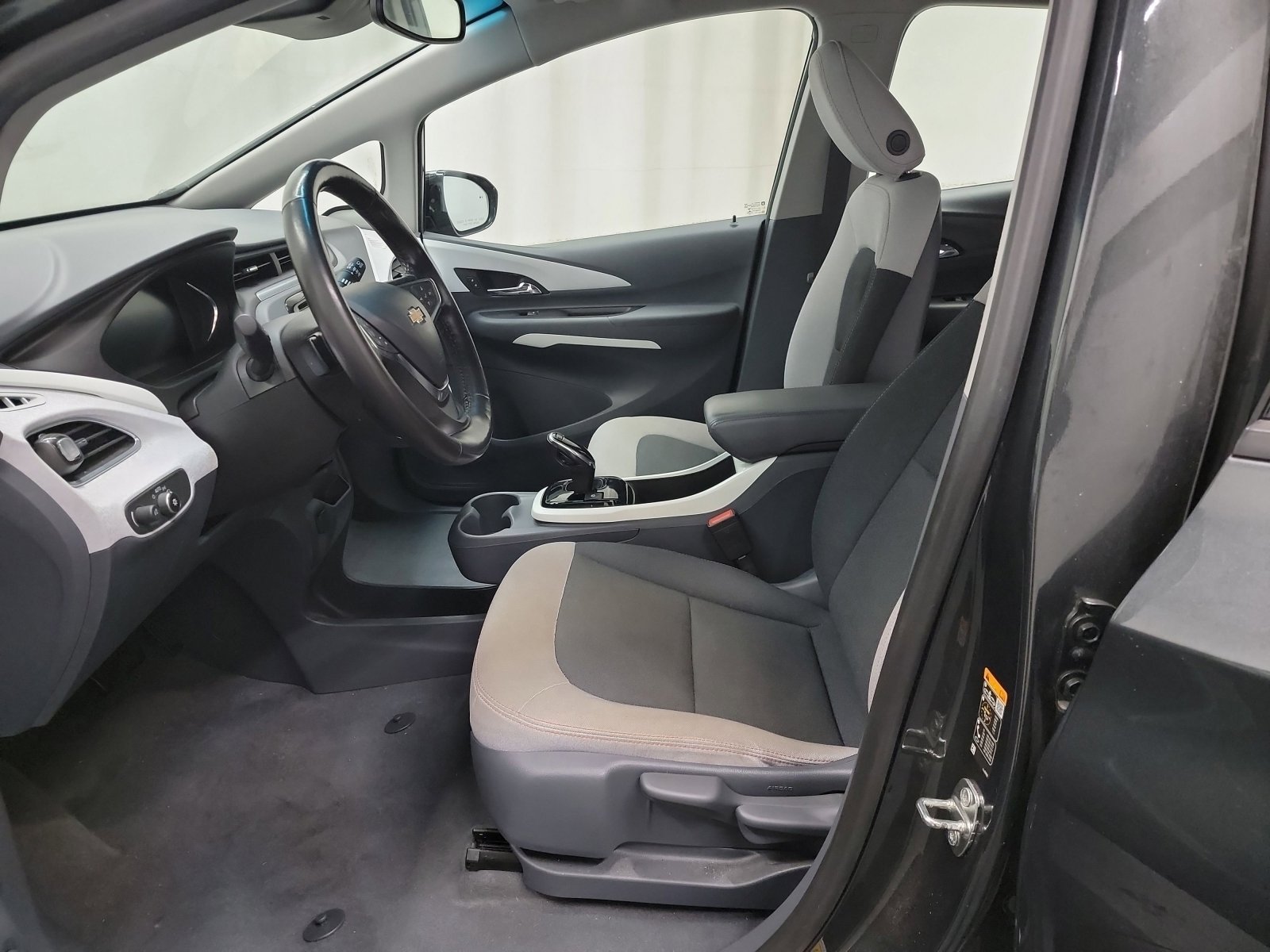 Used 2020 Chevrolet Bolt LT image 12